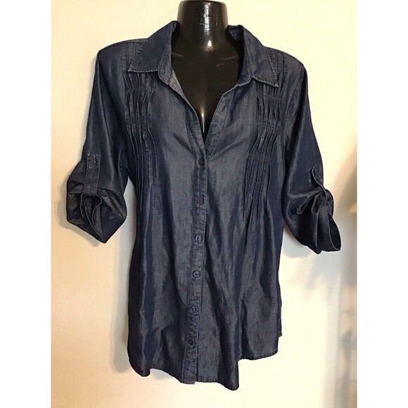 Gloria Vanderbilt, Women’s Button Up Blouse. Size Medium - Picture 2 of 7